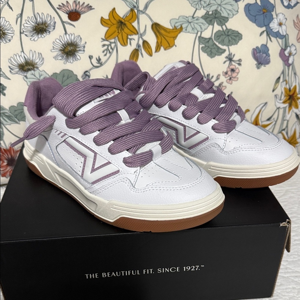 Vans White and Purple Women's Sneakers